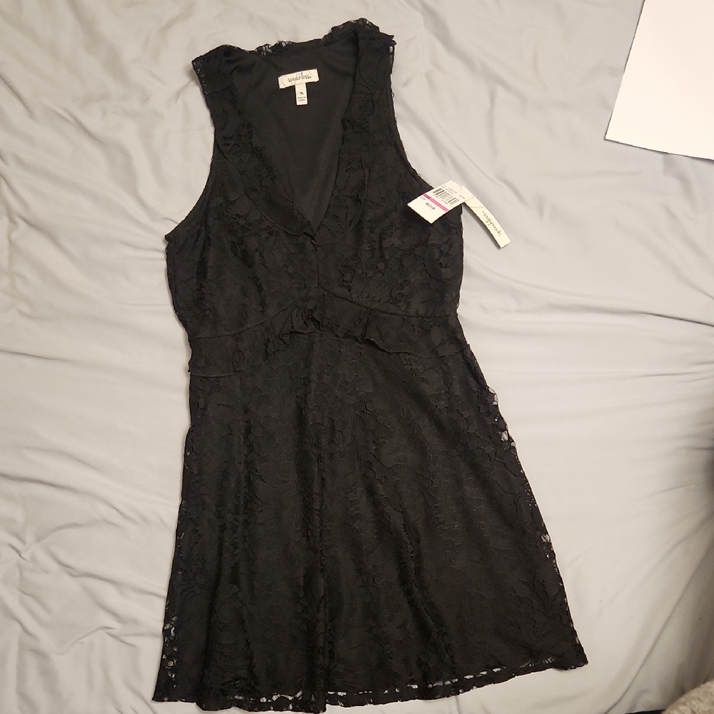 Elegant Black Lace Dress